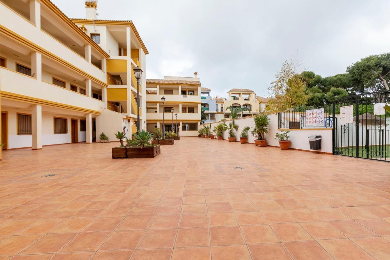 Апартаменти Atico Con Terraza-Solarium Y Piscina 4-6 Personas Wifi A/C Roda Екстер'єр фото
