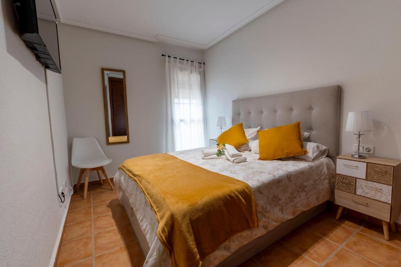 Апартаменти Atico Con Terraza-Solarium Y Piscina 4-6 Personas Wifi A/C Roda Екстер'єр фото