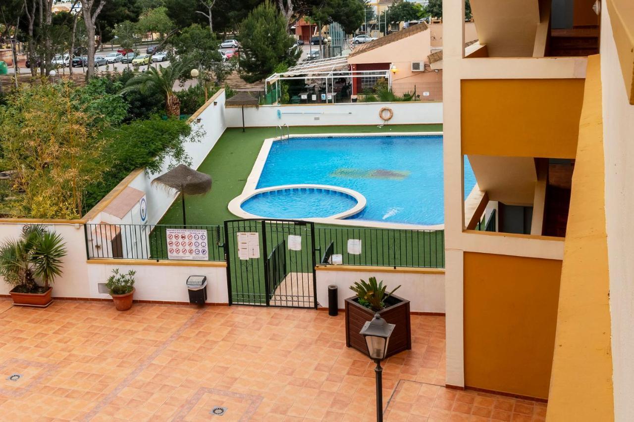 Апартаменти Atico Con Terraza-Solarium Y Piscina 4-6 Personas Wifi A/C Roda Екстер'єр фото